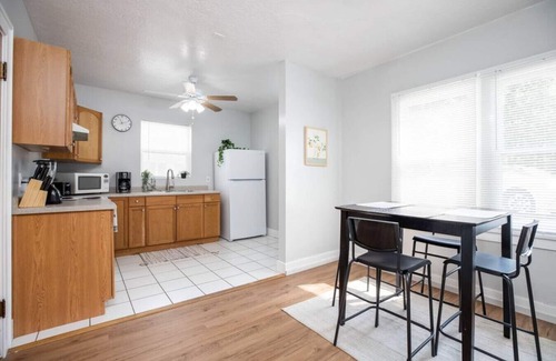 Lower Avenues Apartment | Historic Avenues Two Bedroom Suite!