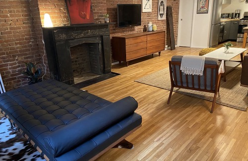 Boerum Hill Apartment | Historic Brownstone Brooklyn 1 BR Apt with garden for 1 month+ rentals