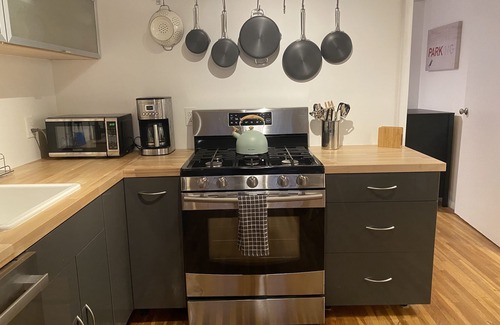 Boerum Hill Apartment | Historic Brownstone Brooklyn 1 BR Apt with garden for 1 month+ rentals