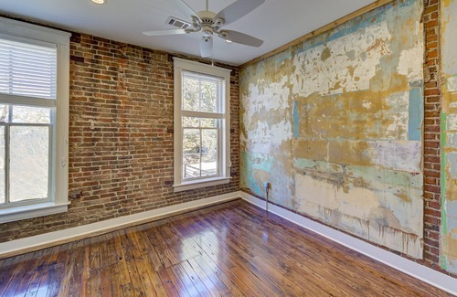 Vicksburg Apartment | Historic Building in Old Town Vicksburg