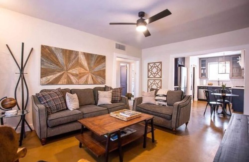 Encanto House | Historic Bungalow in Downtown Phoenix