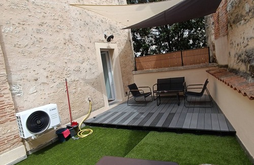 Perigueux Apartment | Historic center apartment with terrace and air conditioning