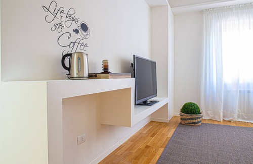 Old Town Apartment | Historic Center Suite