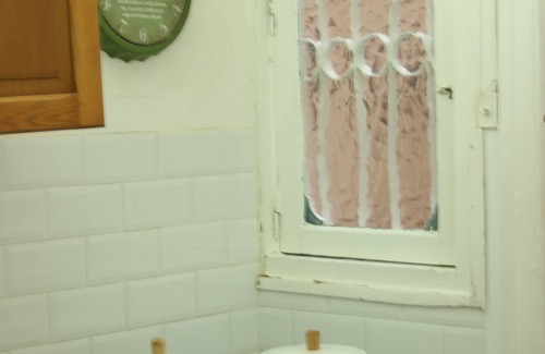 Lagunillas Condo | HISTORIC CENTER, UP TO 7 PEOPLE, VERY SPACIOUS, WIFI, AIR CONDITIONING, BEACH AT 15 MIN.