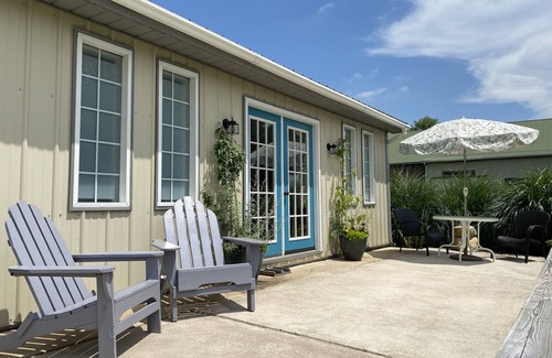 Kemblesville Apartment | Historic charm, all new amenities at Swallow's Rest: West