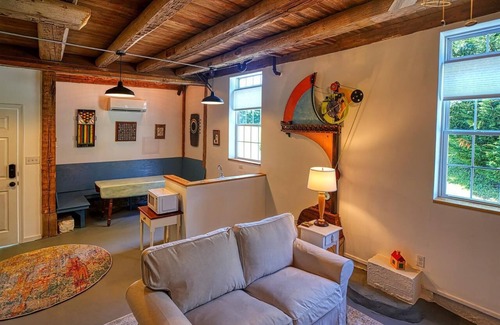 Kemblesville Apartment | Historic charm, all new amenities at Swallow's Rest: West