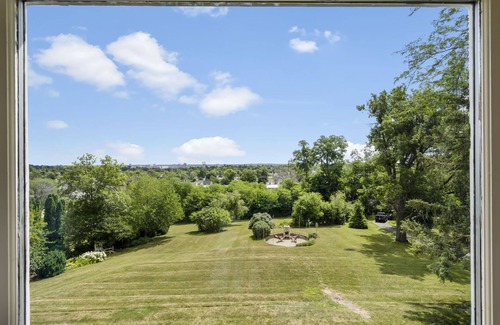 Cedar Rapids - Iowa City House | Historic Charm at Richmond Hillnn