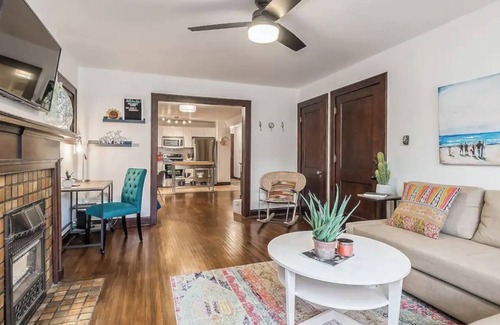Victorian Village Condo | Historic Condo Downtown Victorian Village , Walk to Short North, OSU, Nationwide