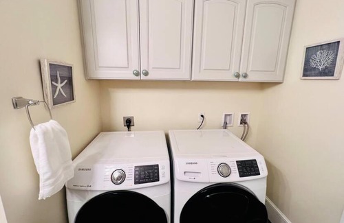 West End Apartment | Historic Corner Apartment with patio & off street parking