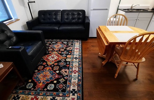 Elkader Bed & Breakfast | Historic District Suites