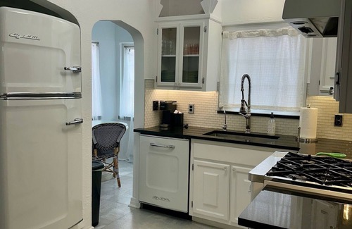 Casper House | Historic Downtown Haven