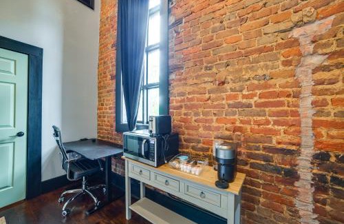 Marshall Apartment | Historic Downtown Marshall Efficient Studio Space