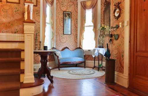 Natchez House | Historic Downtown Natchez Grand Victorian