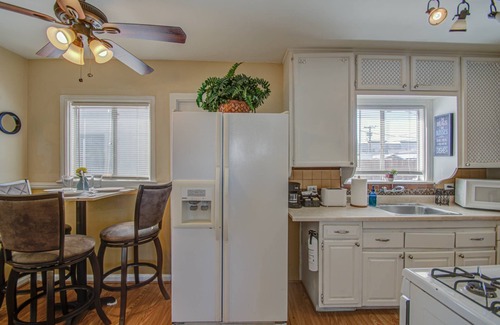 Garfield House | Historic Downtown Phoenix Retreat: Dog-Friendly, Walkable, and Perfect for Events & Entertainment!
