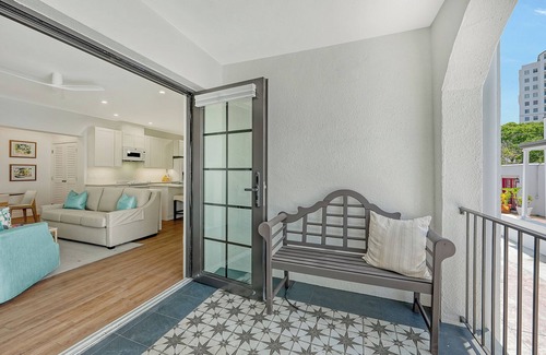 Burns Square House | Historic Downtown Sarasota - Gem II