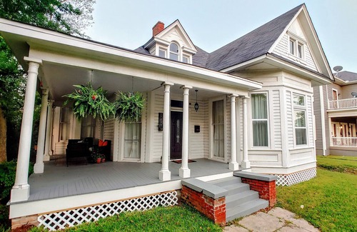 Highland Historic District House | Historic Eglin House