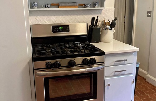 University Park House | Historic family-friendly home close to DC and UMD - long term stays only