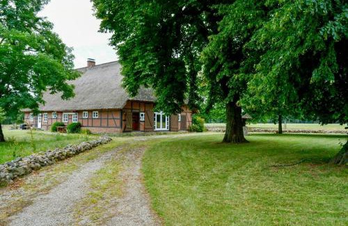 Vellahn House | Historic Farmhouse Near The Schaalsee Lake