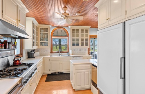 Elkhorn House | Historic Farmhouse with 157 acres- Elkhorn, WI. Featuring Horse Stable!