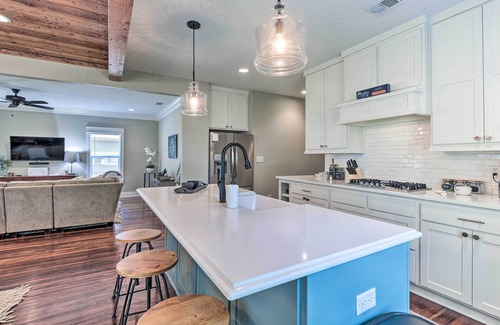 Waxahachie House | Historic + Fully Renovated Waxahachie Home!