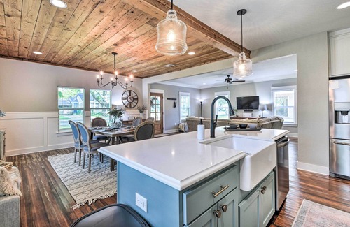 Waxahachie House | Historic + Fully Renovated Waxahachie Home!