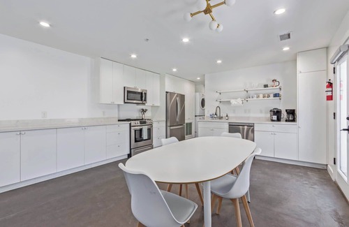 Garfield Apartment | Historic Garfield Industrial 1 BR | Minutes to DT PHX