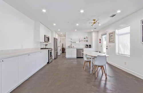 Garfield Apartment | Historic Garfield Industrial 1 BR | Minutes to DT PHX