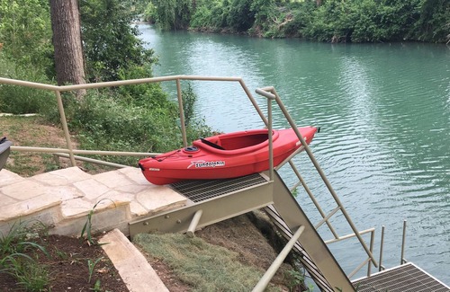 Martindale House | Historic Getaway On The San Marcos River