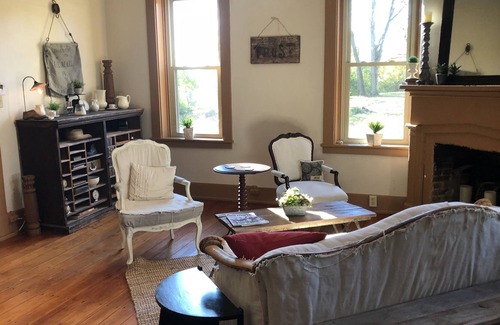 Fairborn House | Historic home (circa 1834) on 18 acre country setting with 2 story balcony