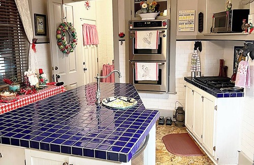 Council Bluffs House | Historic Home - Fireplace - Near Omaha Zoo - BBQ Grill