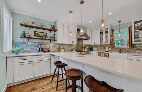 Denison House | Historic home half a mile from Downtown Denison and minutes to Lake Texoma.