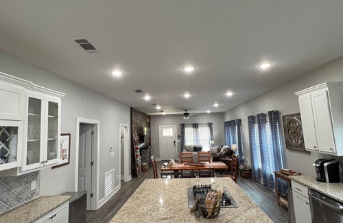 Downtown Historic House | Historic Home with Remodeled Interior Just 3 Blocks from Heart of Downtown