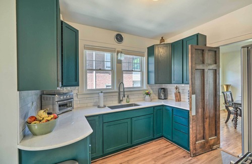 Savanna House | Historic Illinois Home Near Mississippi River
