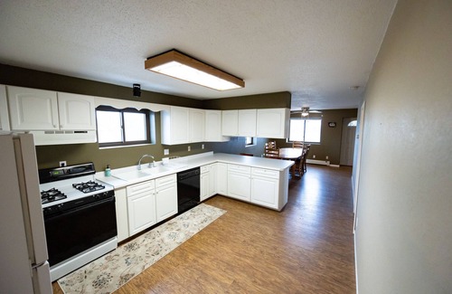 Superior Apartment | Historic innkeeper's apartment above a brewery taproom