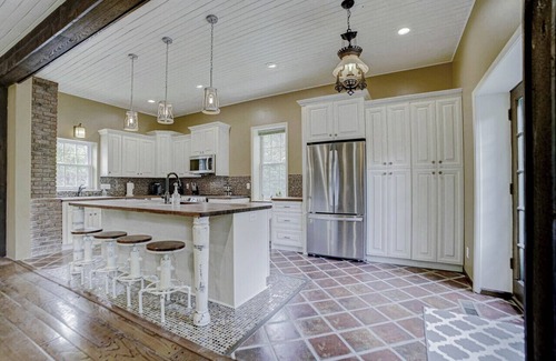 Stillwater Cottage | Historic James Mulvey Carriage house (Whole house)