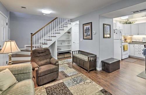 Laramie Apartment | Historic Laramie Condo - 3 Blocks to Downtown and UW