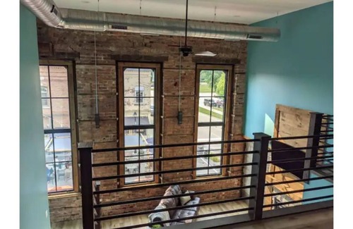 Utica Condo | Historic Loft Suite Frances/Starved Rock/Utica