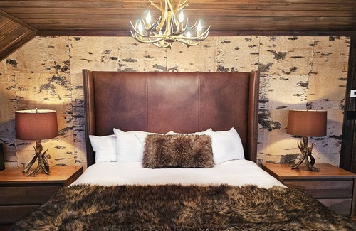 Lutsen Hotel | Historic Lutsen Lodge