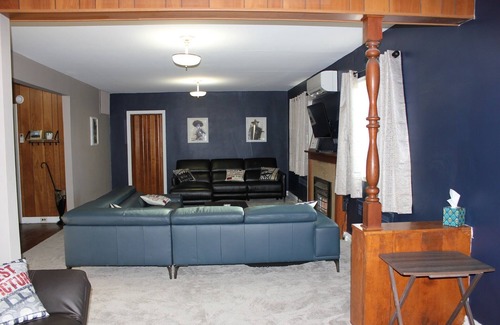 Miles City Apartment | Historic Montana Theater-Movie Themed Apartment