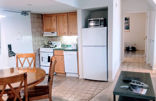 Montauk Condo | Historic Montauk Manor Summer 2-BR Duplex 20 ft. Ceilings Condo, AC, WiF,