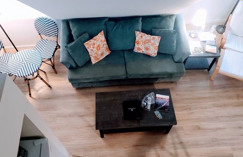 Montauk Condo | Historic Montauk Manor Summer 2-BR Duplex 20 ft. Ceilings Condo, AC, WiF,