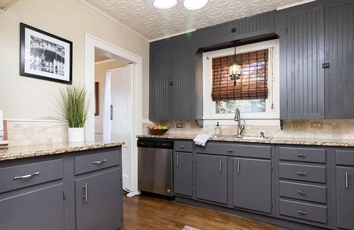 Amarillo House | Historic - Near Everything I 3bed 3bath 3 Living Areas