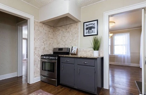 Amarillo House | Historic - Near Everything I 3bed 3bath 3 Living Areas