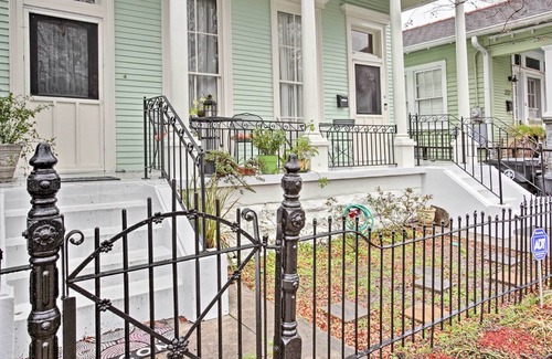 Fairgrounds Apartment | Historic New Orleans Apt. 10 minutes to the French Quarter