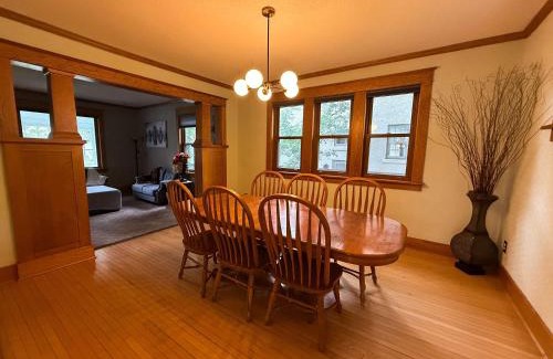 Fargo House | Historic North Fargo Charm near NDSU