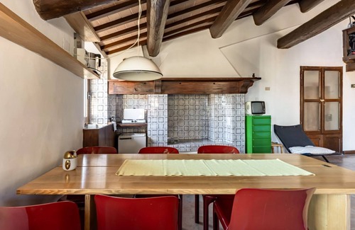 Old Town Apartment | Historic Perugia Apartment with Rooftop Views