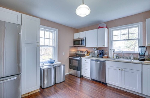 Poughkeepsie House | Historic Poughkeepsie Home Near Arlington & Vassar