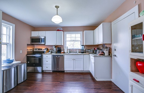 Poughkeepsie House | Historic Poughkeepsie Home Near Arlington & Vassar