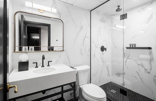 Riverside Hotel | Historic Property with Modern Amenities! Rooftop Bar, Coffeehouse