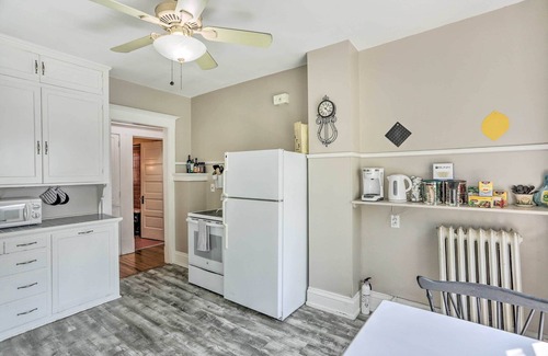 Downtown Toledo Condo | Historic Regal Retreat ~ 2 Mi to Dtwn Toledo!